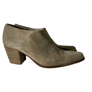 Vince Hamilton Clay Beige Suede Ankle Bootie Boots Womens Sz 10 M Pointed Toe